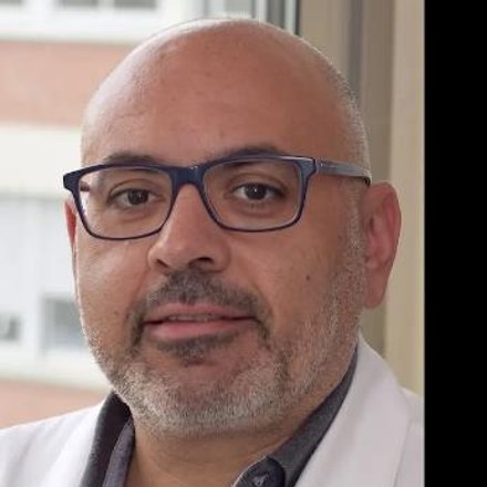 Portrait de Pr Nassim Kamar