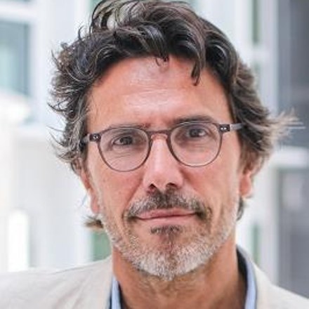 Portrait de Pr Éric Vibert
